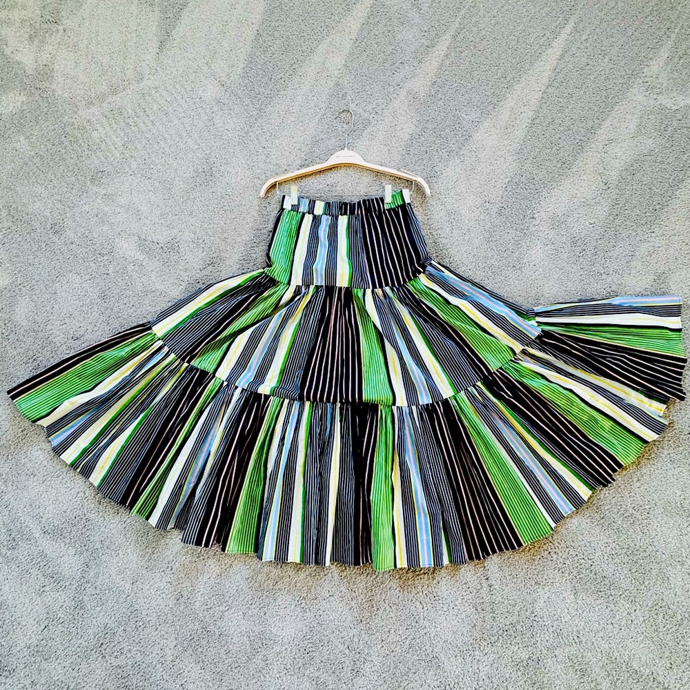 Tory Burch maxi skirt - Sz M - with pockets!